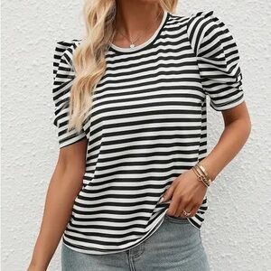 Who What Wear Black and White Striped Short Sleeve Top